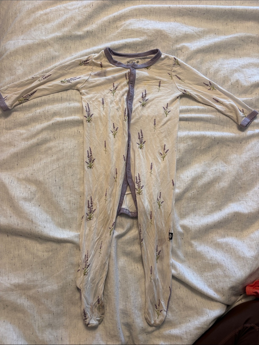 Kyte BABY Lavender snap footies